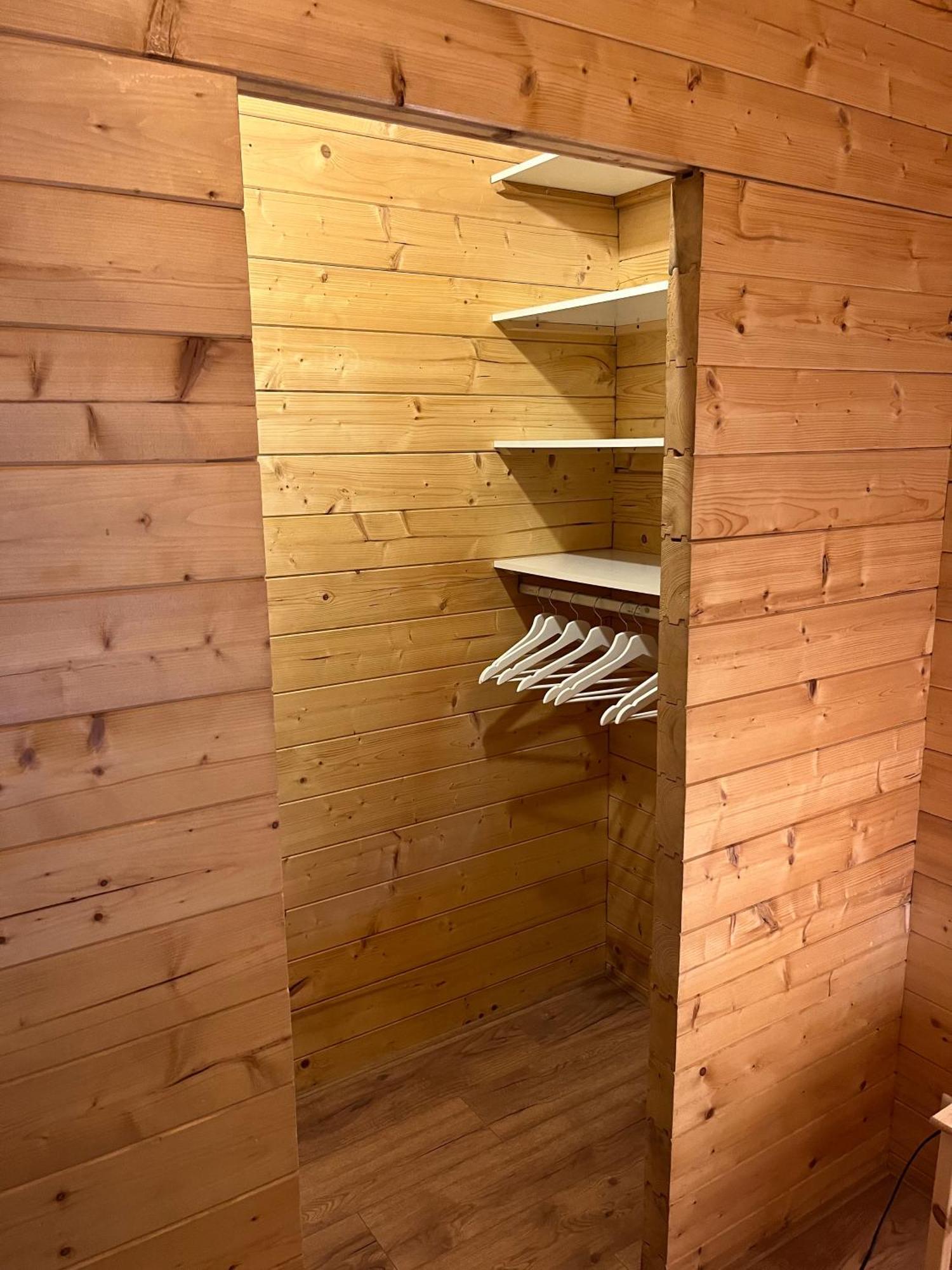 Luxe En Ruim Chalet Met Airco Bij Leekstermeer Matsloot Exterior foto