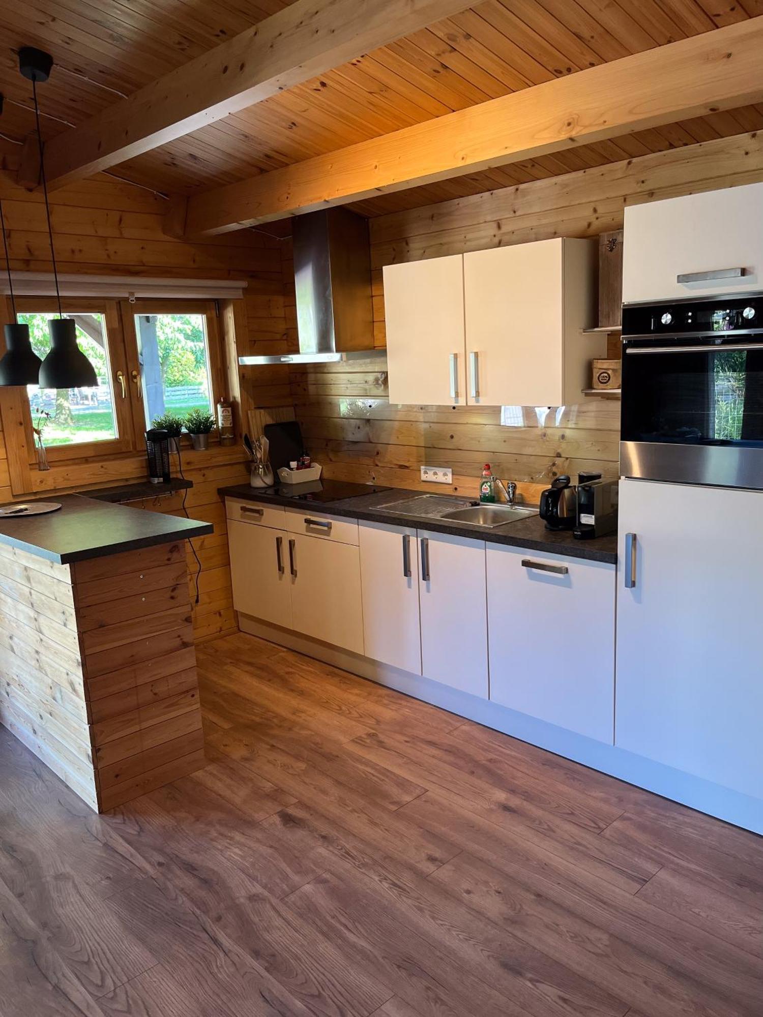 Luxe En Ruim Chalet Met Airco Bij Leekstermeer Matsloot Exterior foto